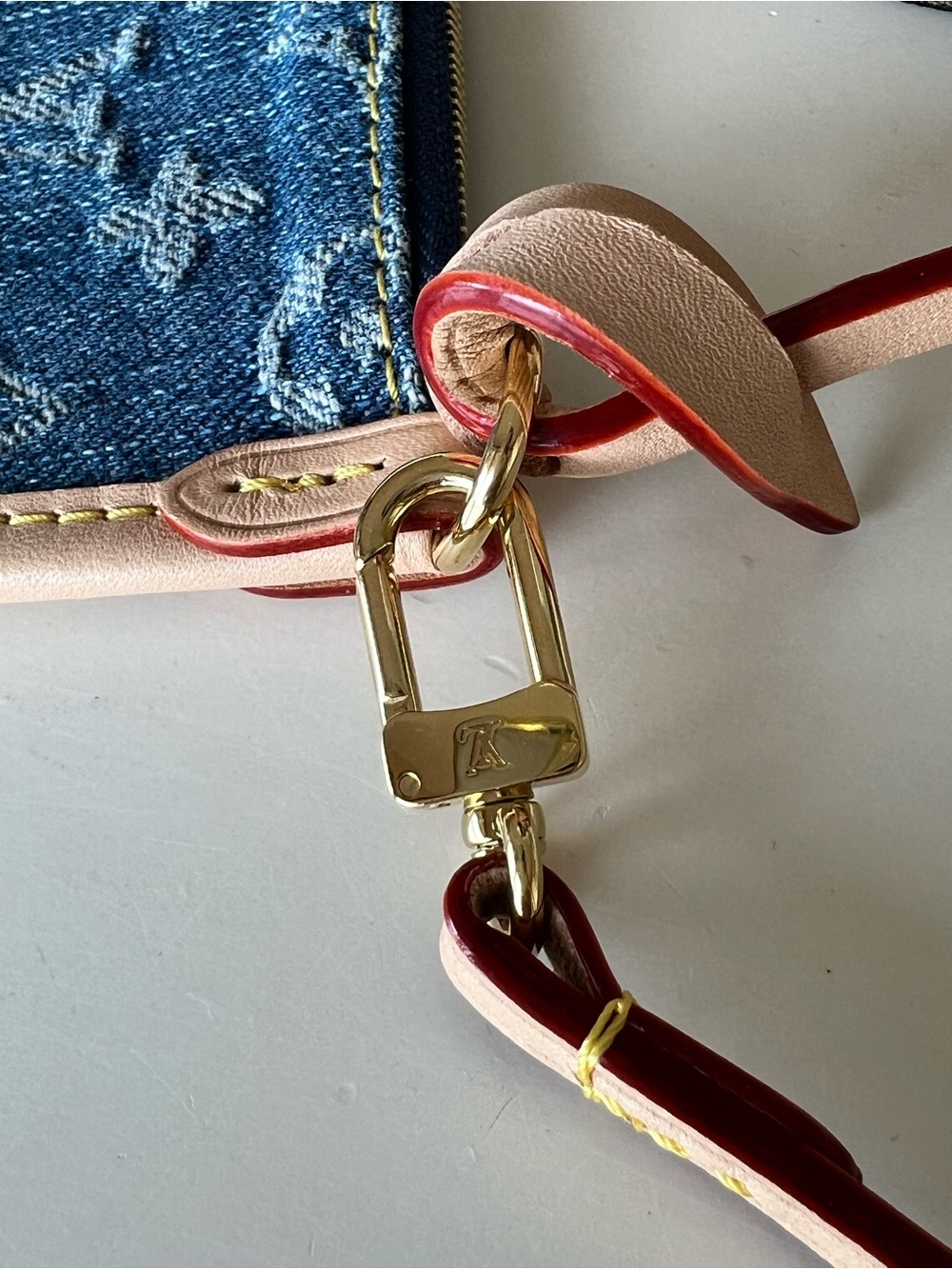 LOUIS VUITTON Monogram Denim Carryall MM Pochette Blue 💙 Like New - Picture 4 of 16